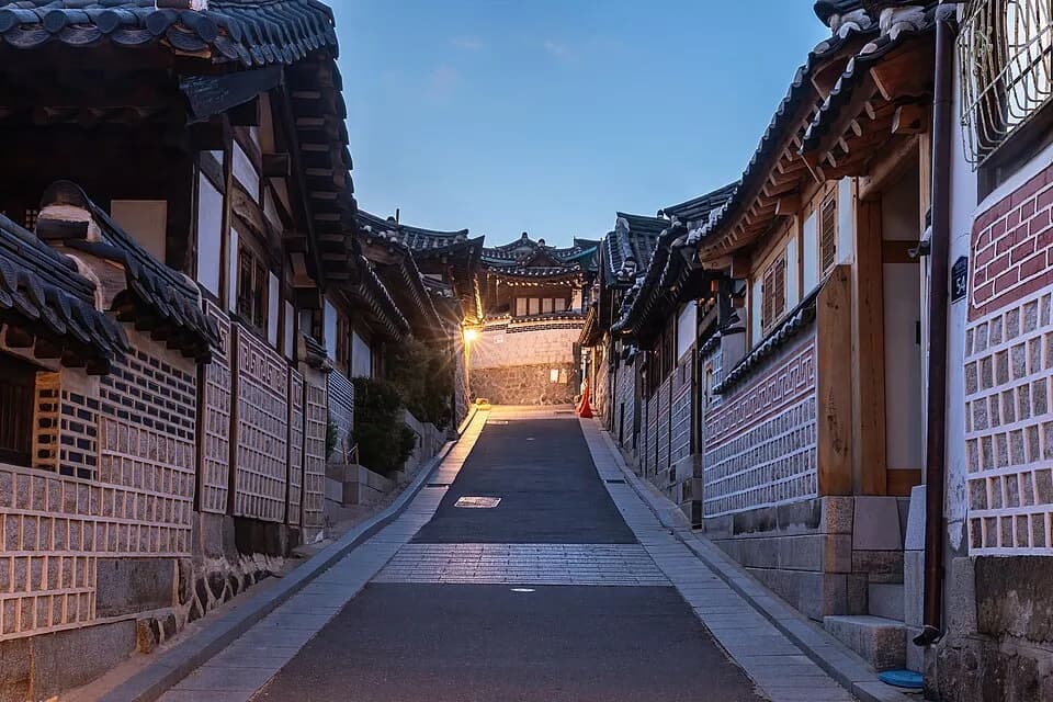 Bukchon Hanok Village
