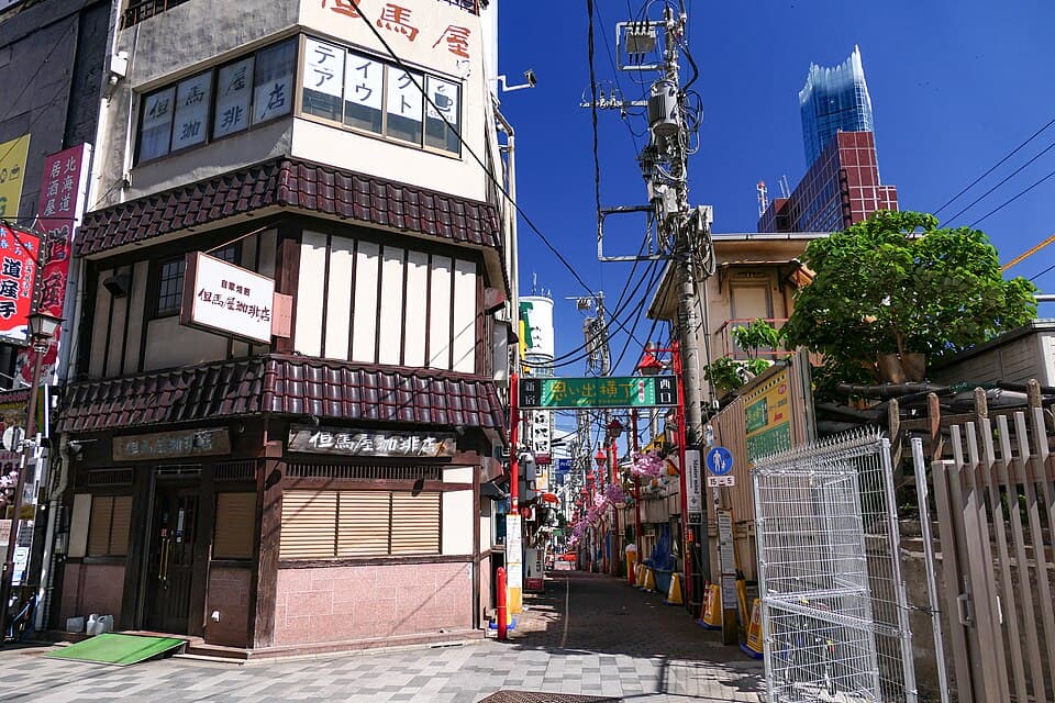 오모이데요코초
